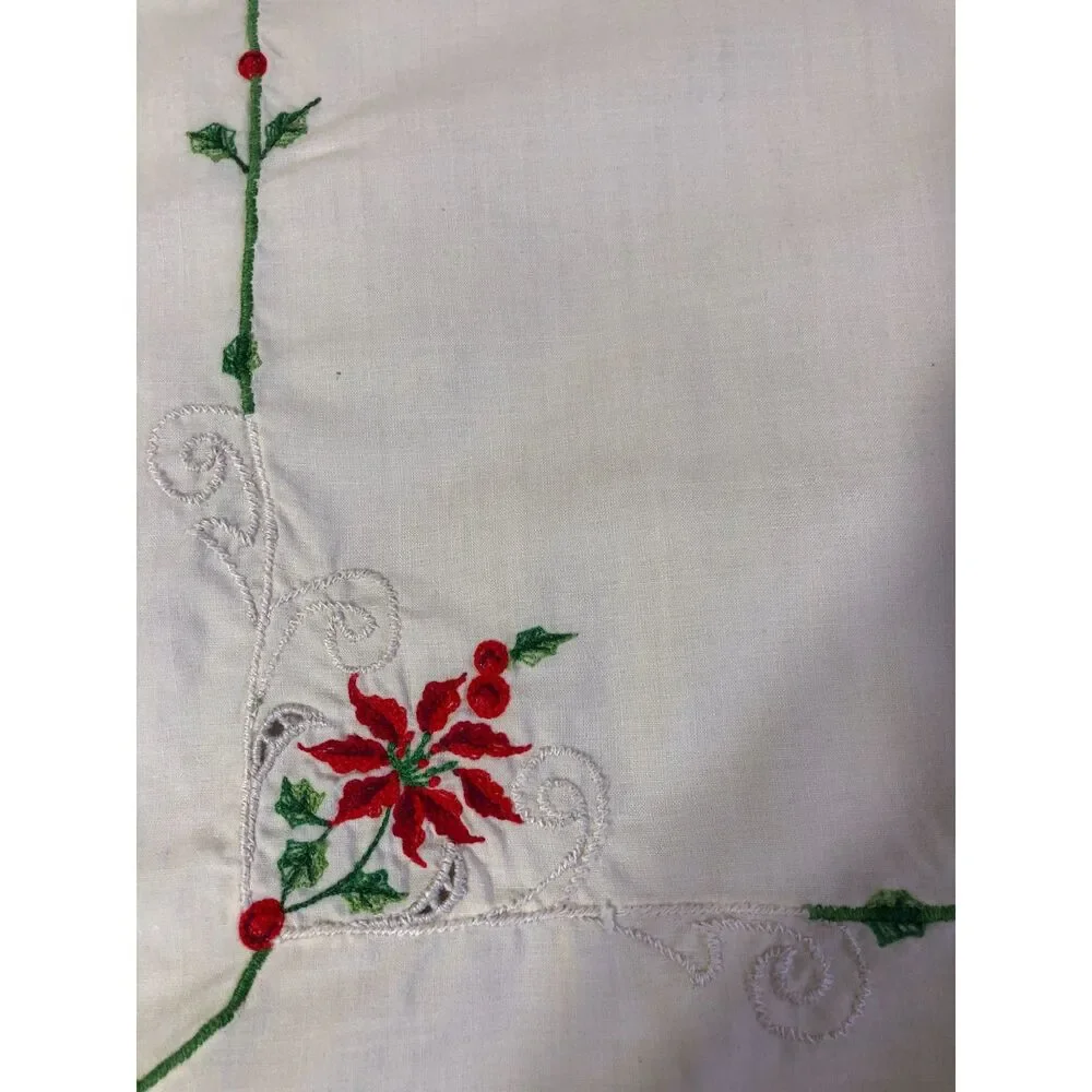 Vtg 70s Christmas Poinsettia Cutwork Tablecloth 48